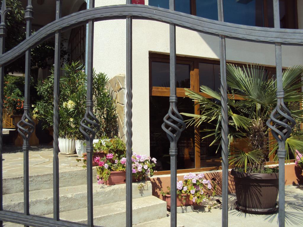 Amfora Guest House Byala  Exterior foto